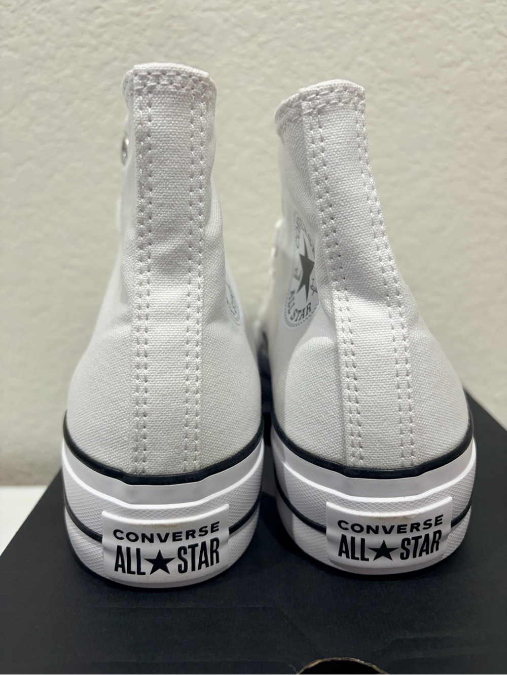 7W Converse Chuck Taylor All-Star Platform Lift High Top Core Shoes New - Picture 5 of 7